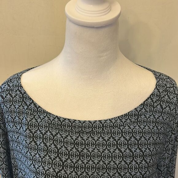 Loft light dark blue long rollable sleeve blouse Size L EUC - Picture 4 of 8